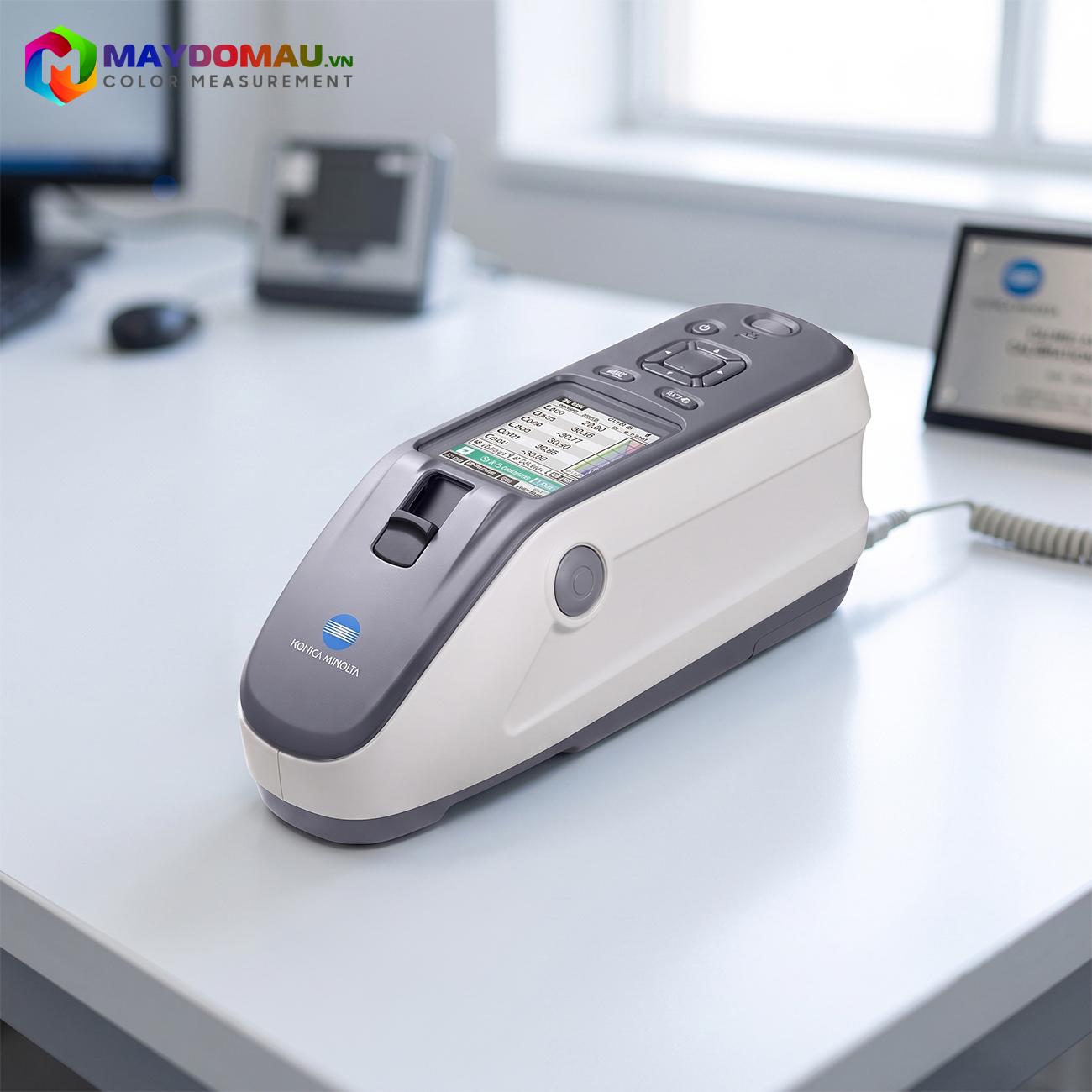 Konica Minolta CM-26d Spectrophotometer 4 Konica Minolta CM-26d Spectrophotometer - Image 2